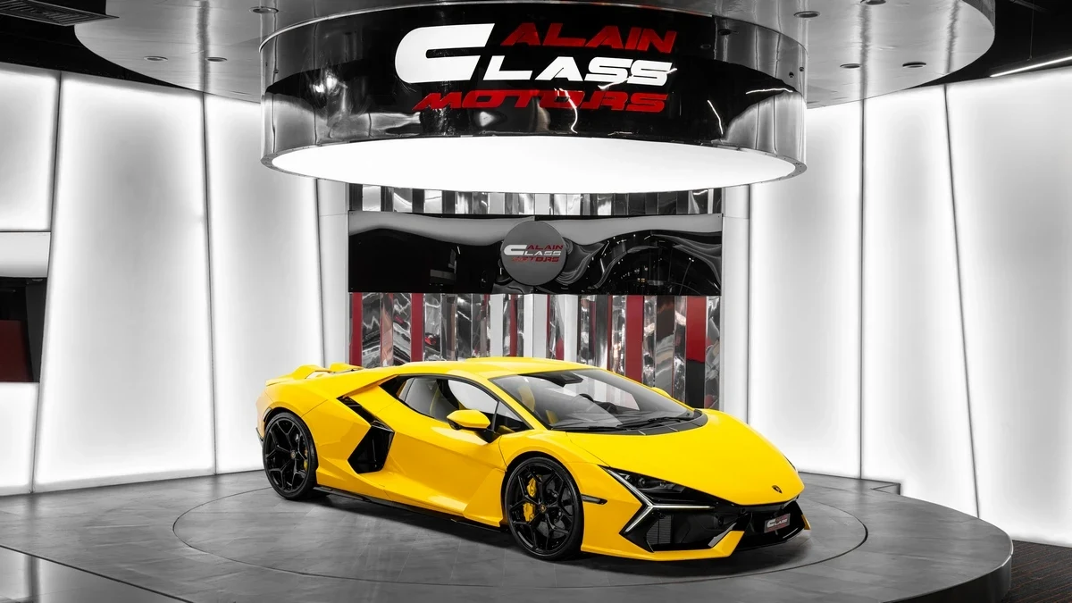 Seller photograph: Lamborghini Revuelto Giallo Modena
