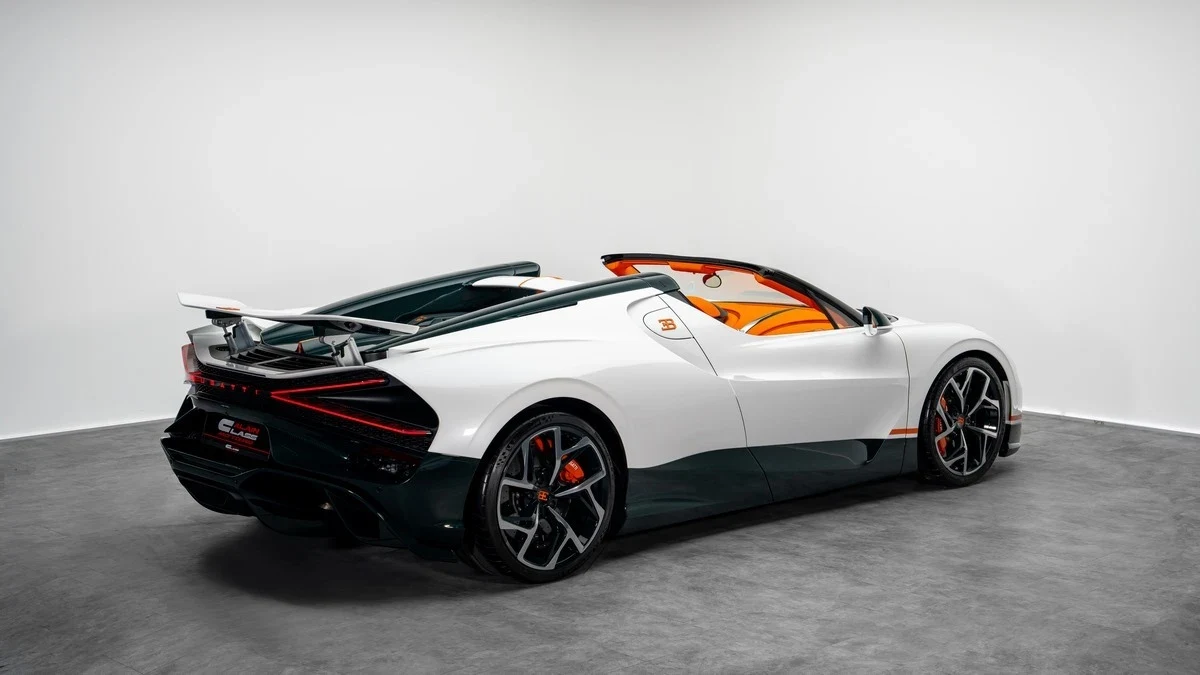 2025 Bugatti W16 Mistral for sale, exterior, White | Green Carbon Fibre