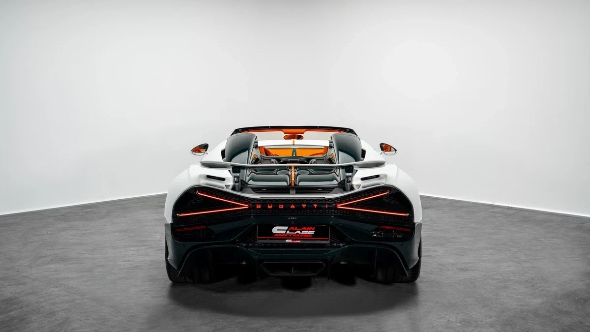 2025 Bugatti W16 Mistral for sale, exterior, White | Green Carbon Fibre