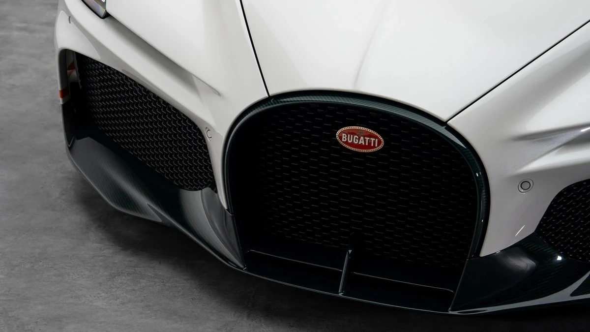 2025 Bugatti W16 Mistral, detail