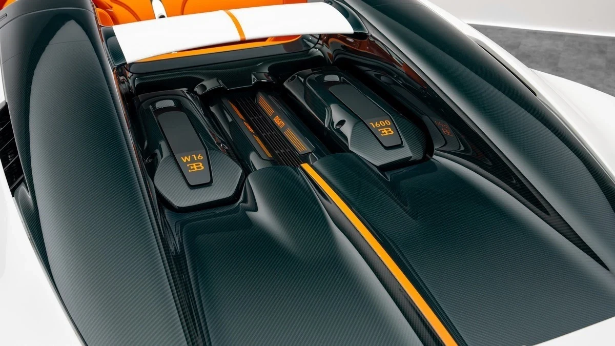 2025 Bugatti W16 Mistral for sale, photo 17 of 30