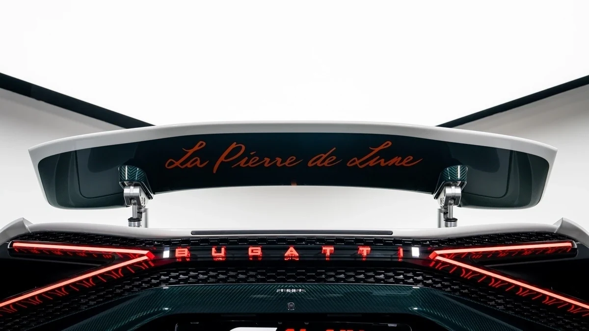 2025 Bugatti W16 Mistral for sale, exterior, White | Green Carbon Fibre