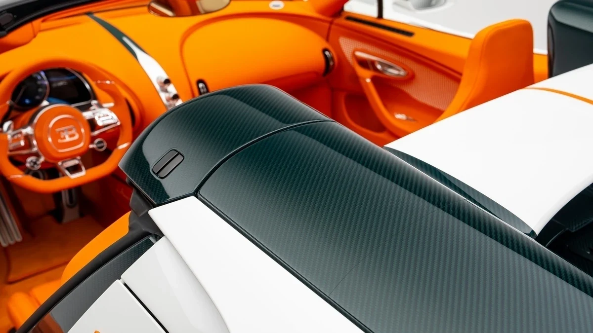 2025 Bugatti W16 Mistral interior, door panel, Orange