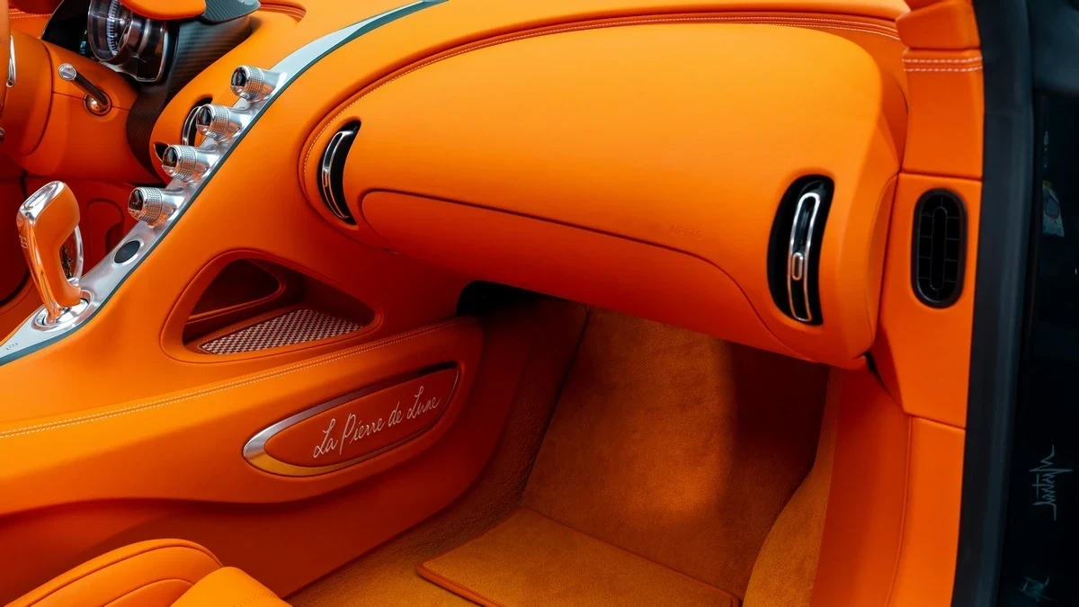 2025 Bugatti W16 Mistral interior, door panel, Orange