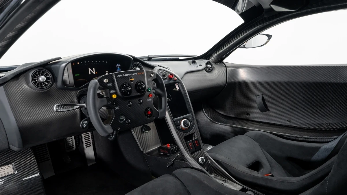 2015 McLaren P1 GTR interior, dashboard, Black