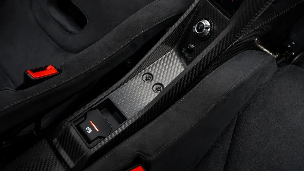 2015 McLaren P1 GTR interior, center console, Black