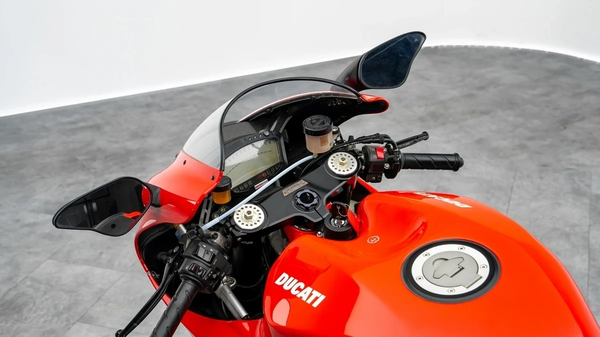 2008 Ducati Desmosedici RR for sale, exterior, Red and White