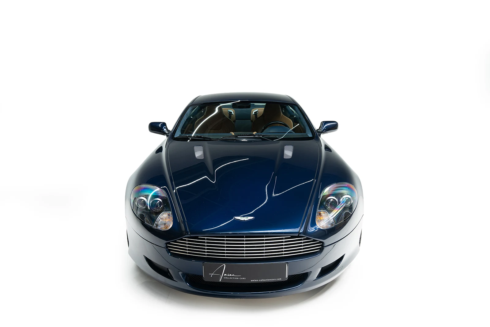 Aston Martin DB9, 3/9