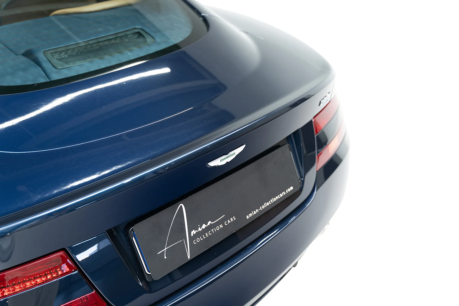 Aston Martin DB9, 7/9