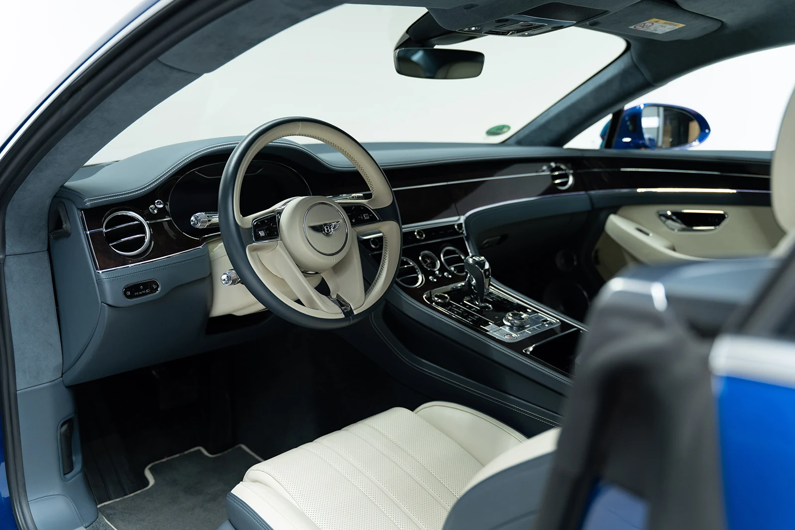 Bentley Continental GT W12, 6/10