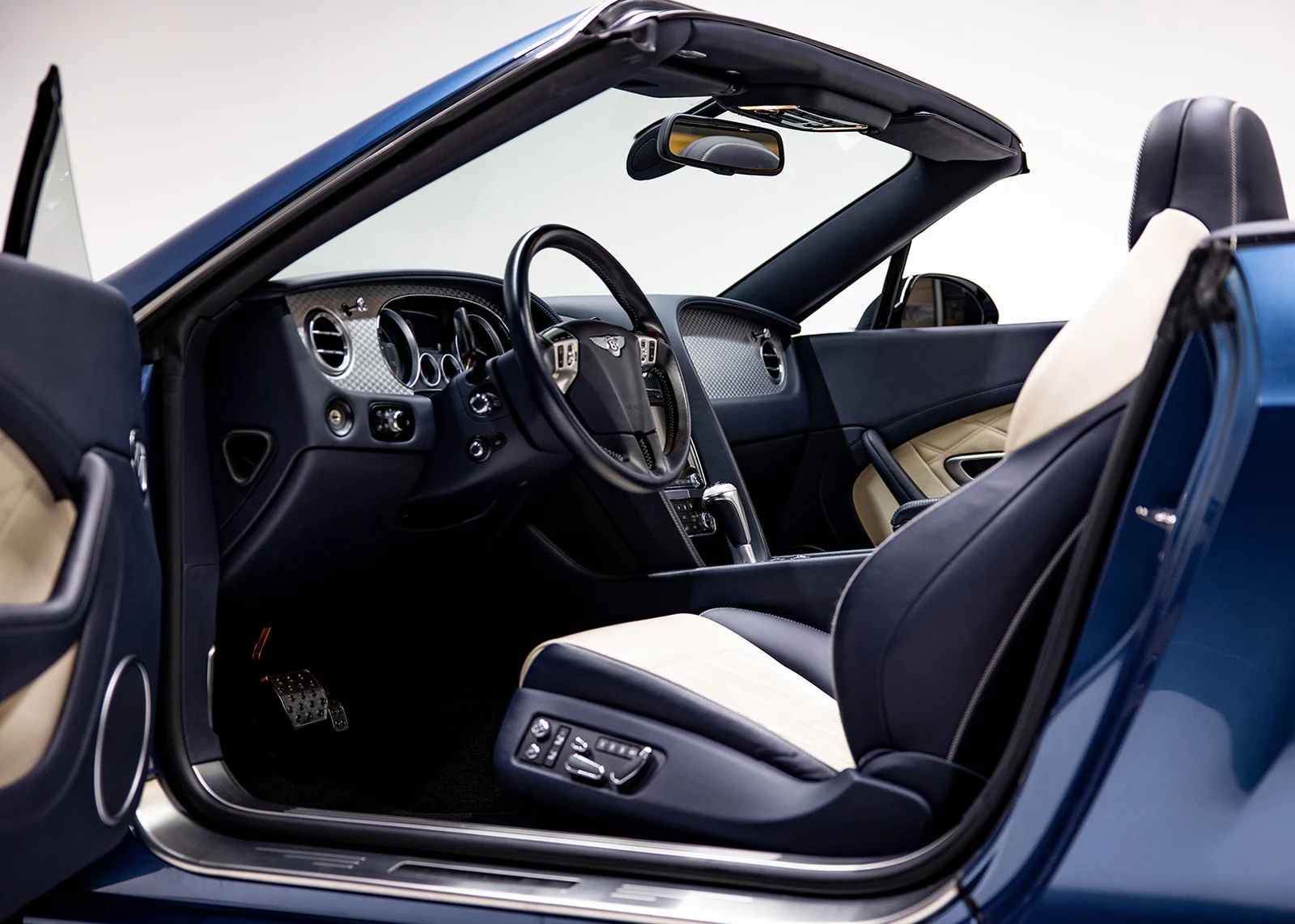 Bentley Continental GTC V8 S, 8/10
