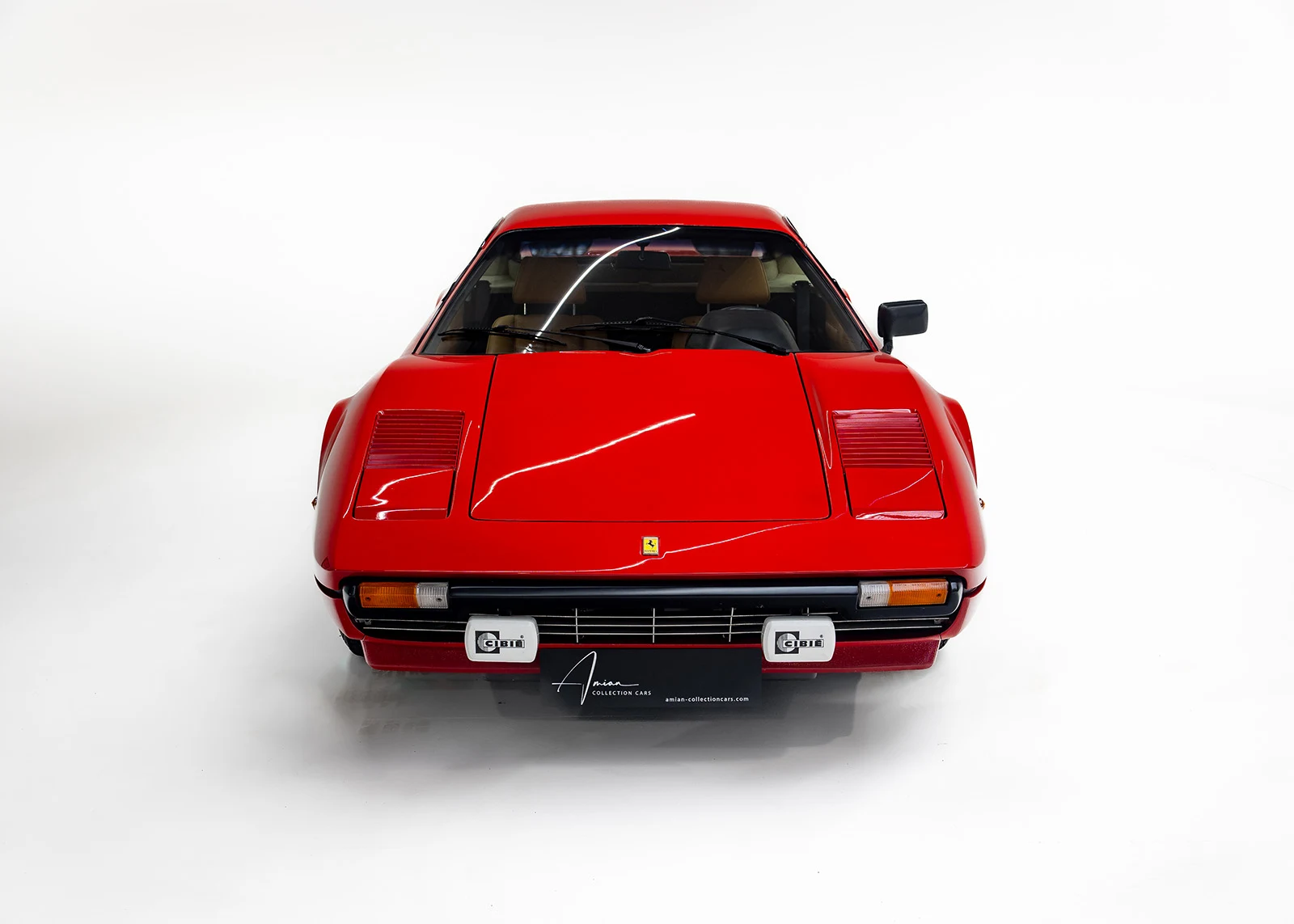 Ferrari 208 GTB, 2/9