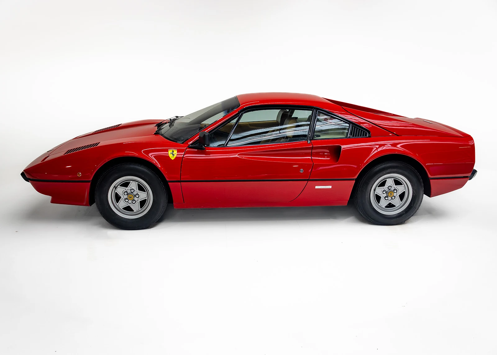 Ferrari 208 GTB, 4/9