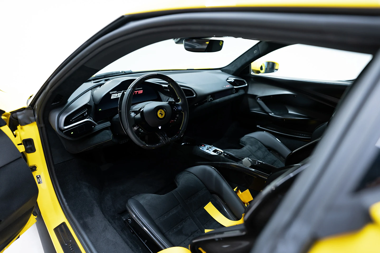 Ferrari 296 GTB, 9/10