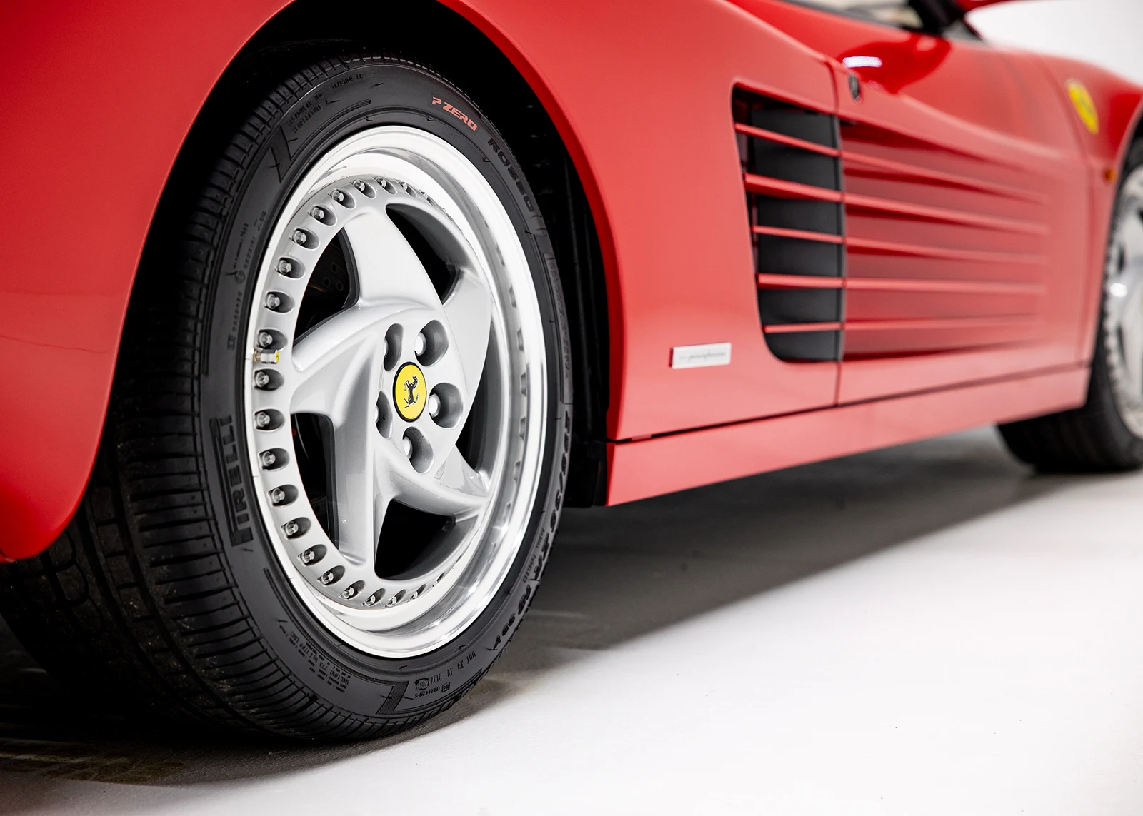 Ferrari F512 M, 5/9