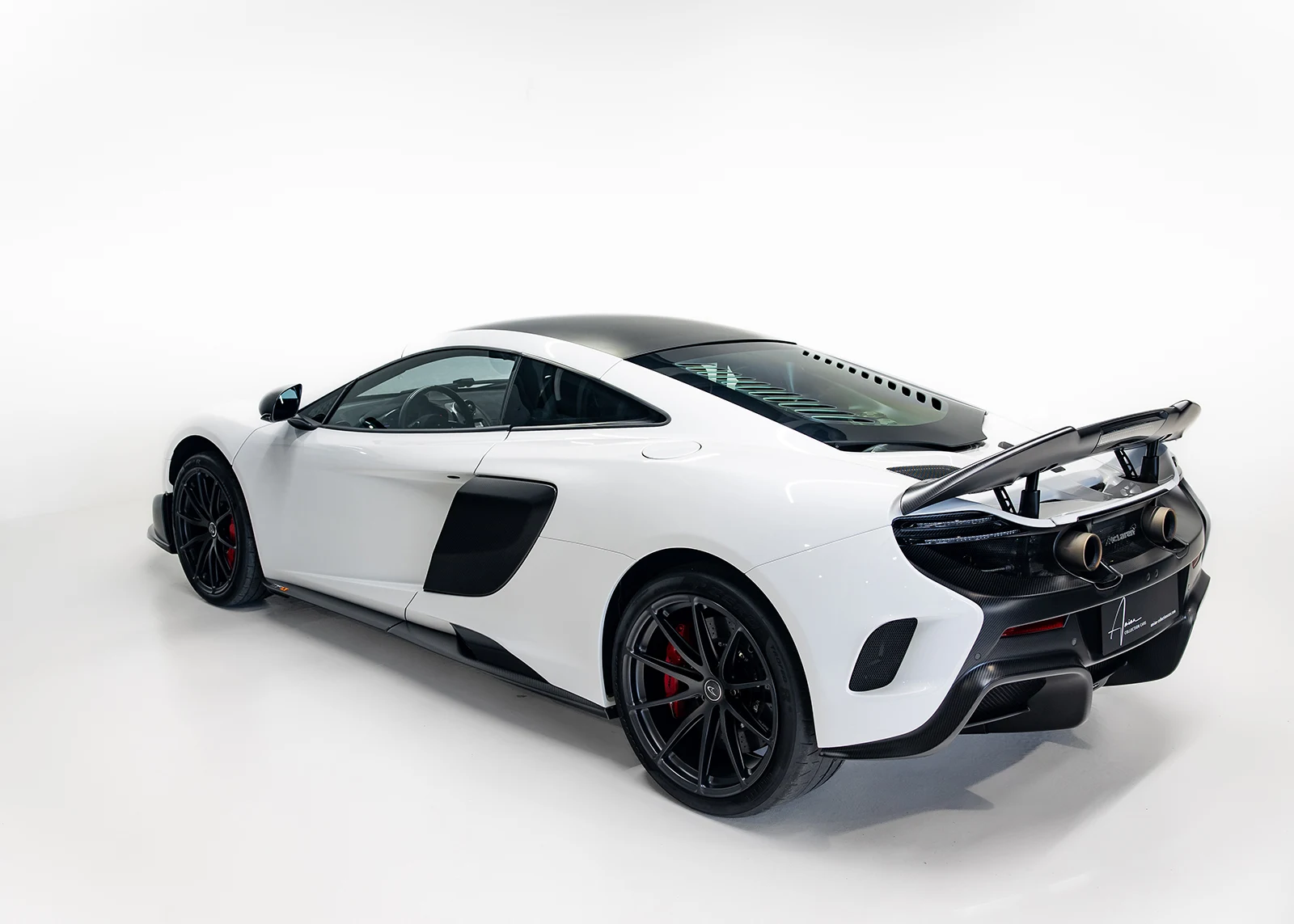 McLaren 675LT, 3/10