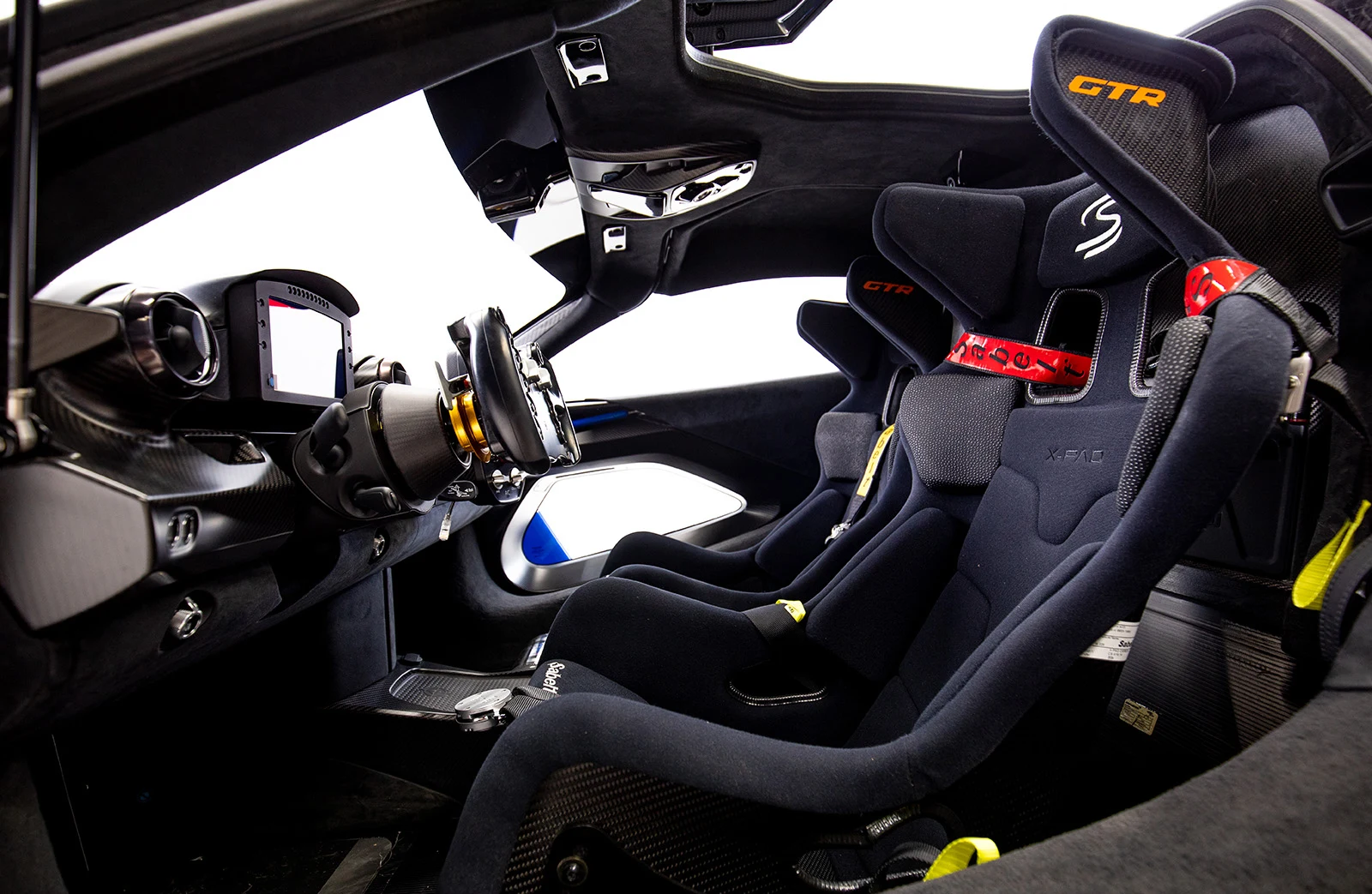 McLaren Senna GTR, 7/9