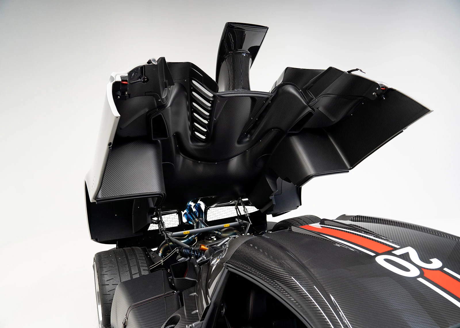 Pagani Huayra Roadster BC, 7/10