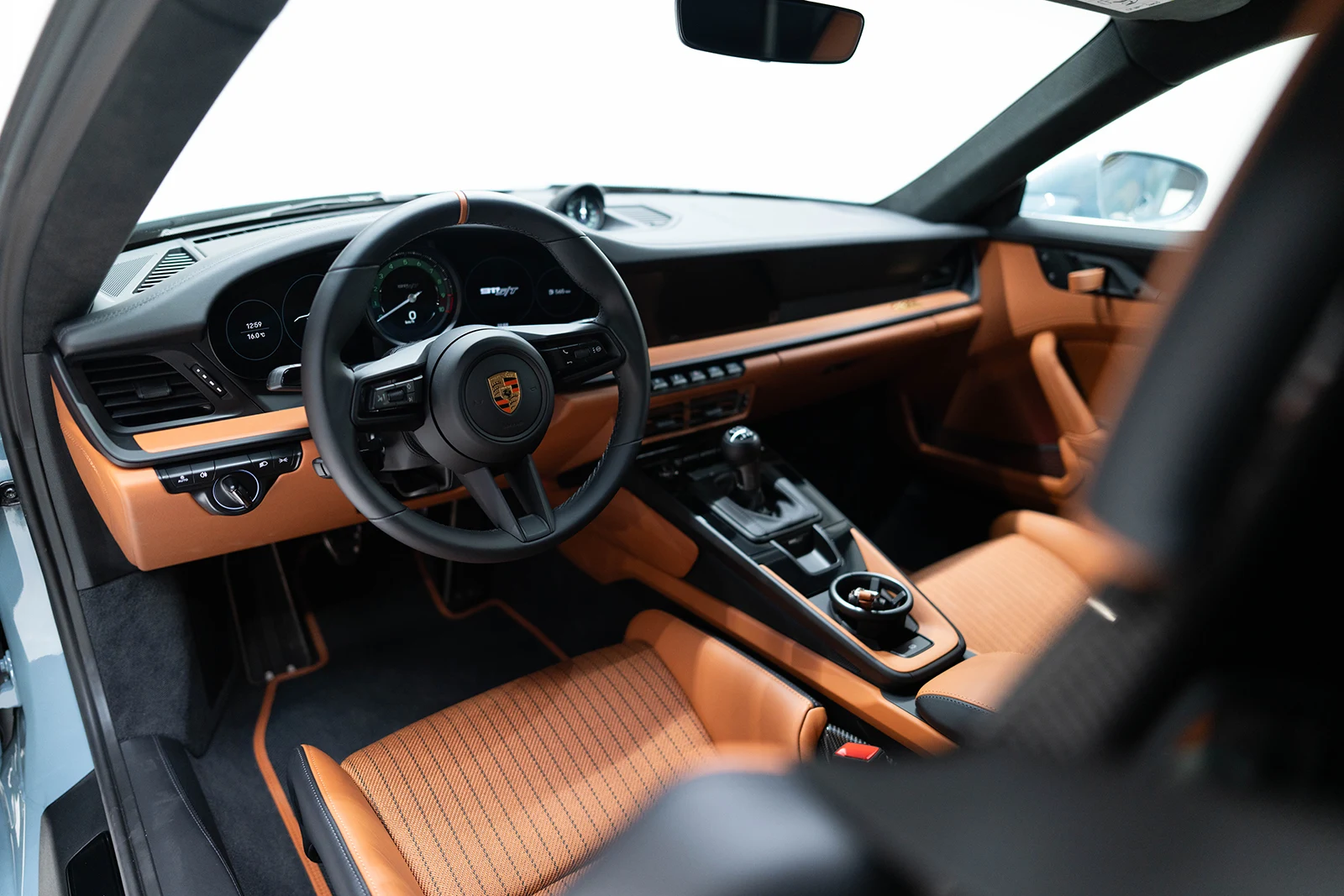 Porsche 911 S/T (992), 7/10