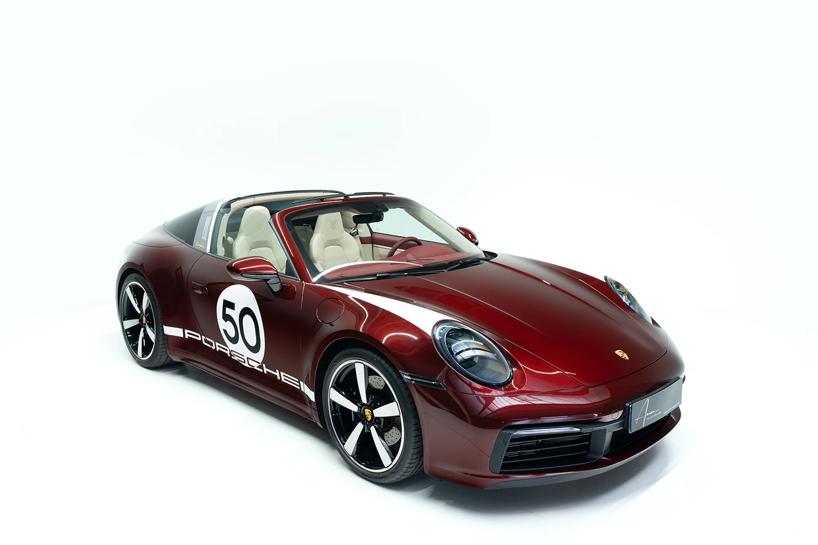 Porsche 911 Targa 4S Heritage Design Edition (992), 4/9