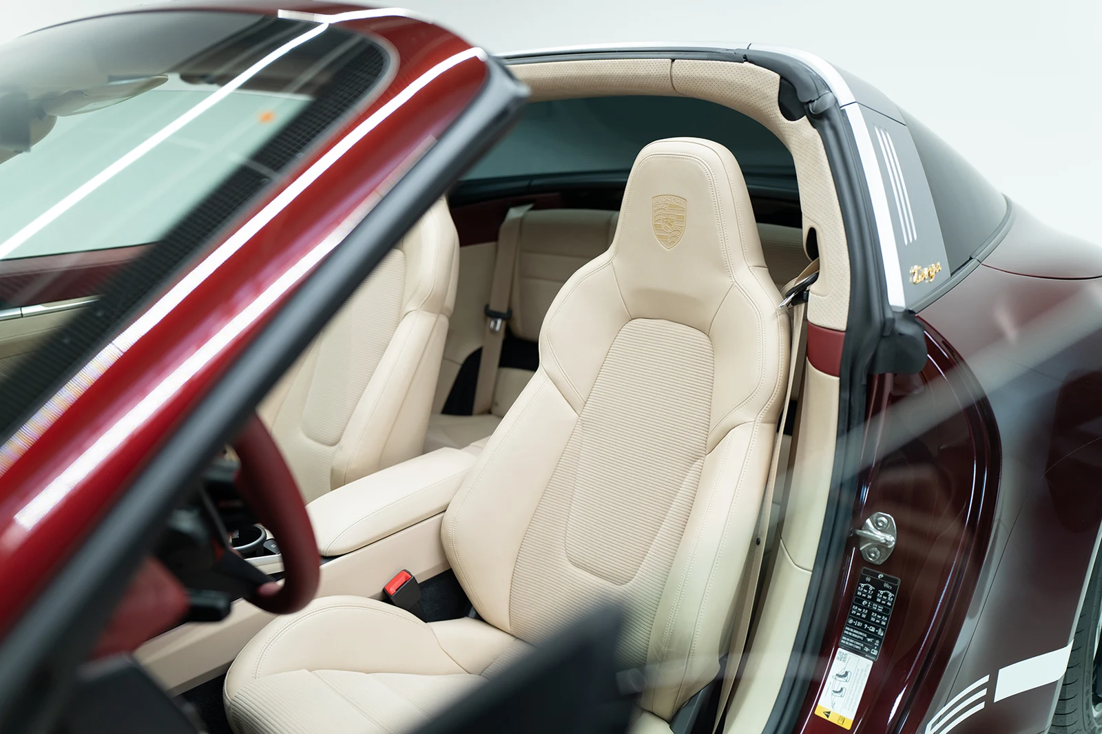 Porsche 911 Targa 4S Heritage Design Edition (992), 7/9