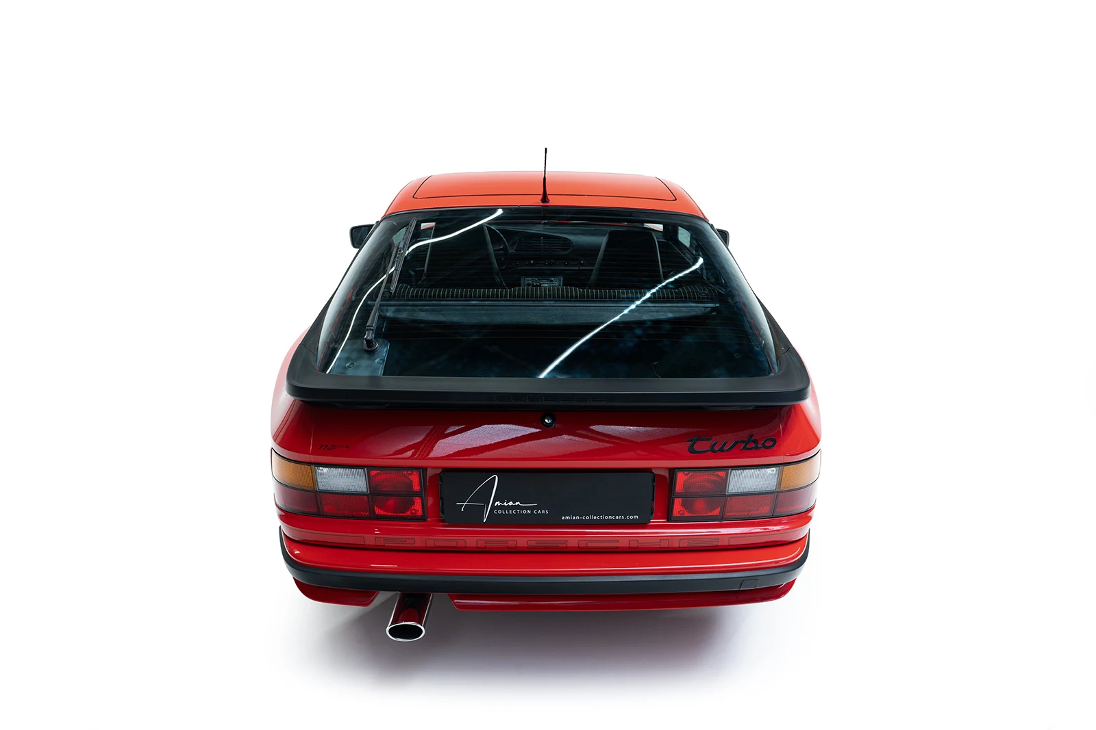 Porsche 944 Turbo, 2/8