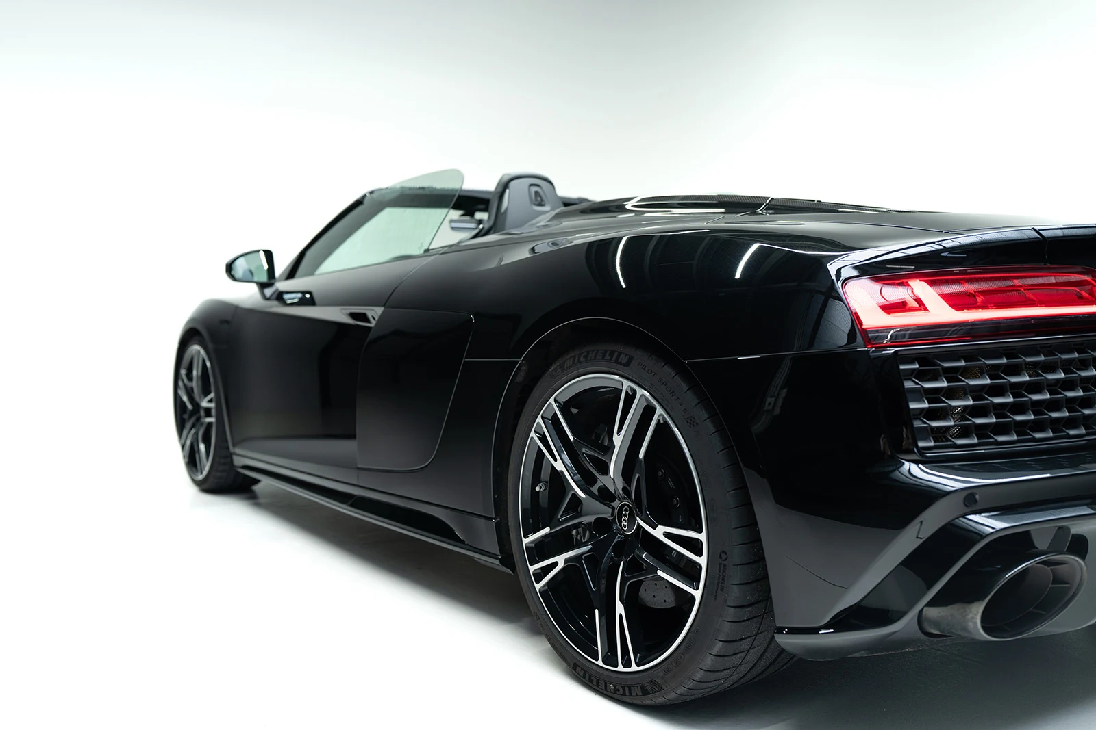 Audi R8 Spyder V10 Performance RWD, 5/10
