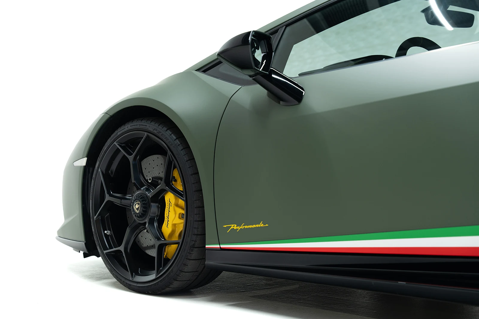 Lamborghini Huracán Performante, 7/10