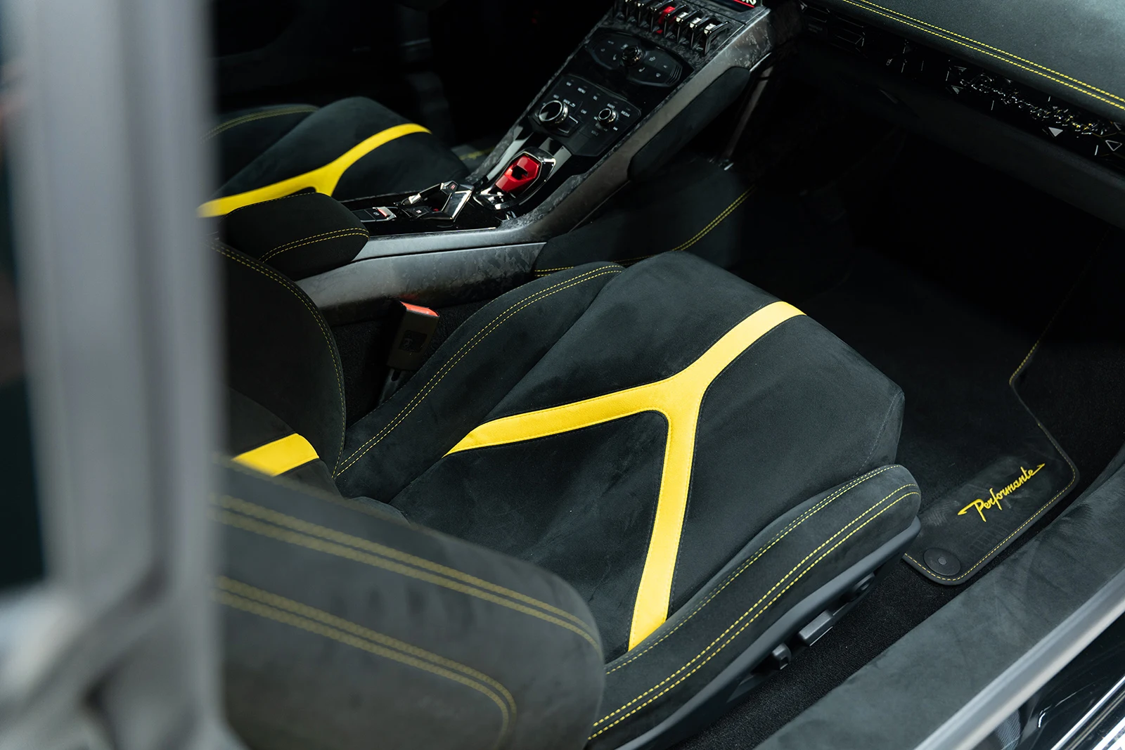 Lamborghini Huracán Performante, 9/10