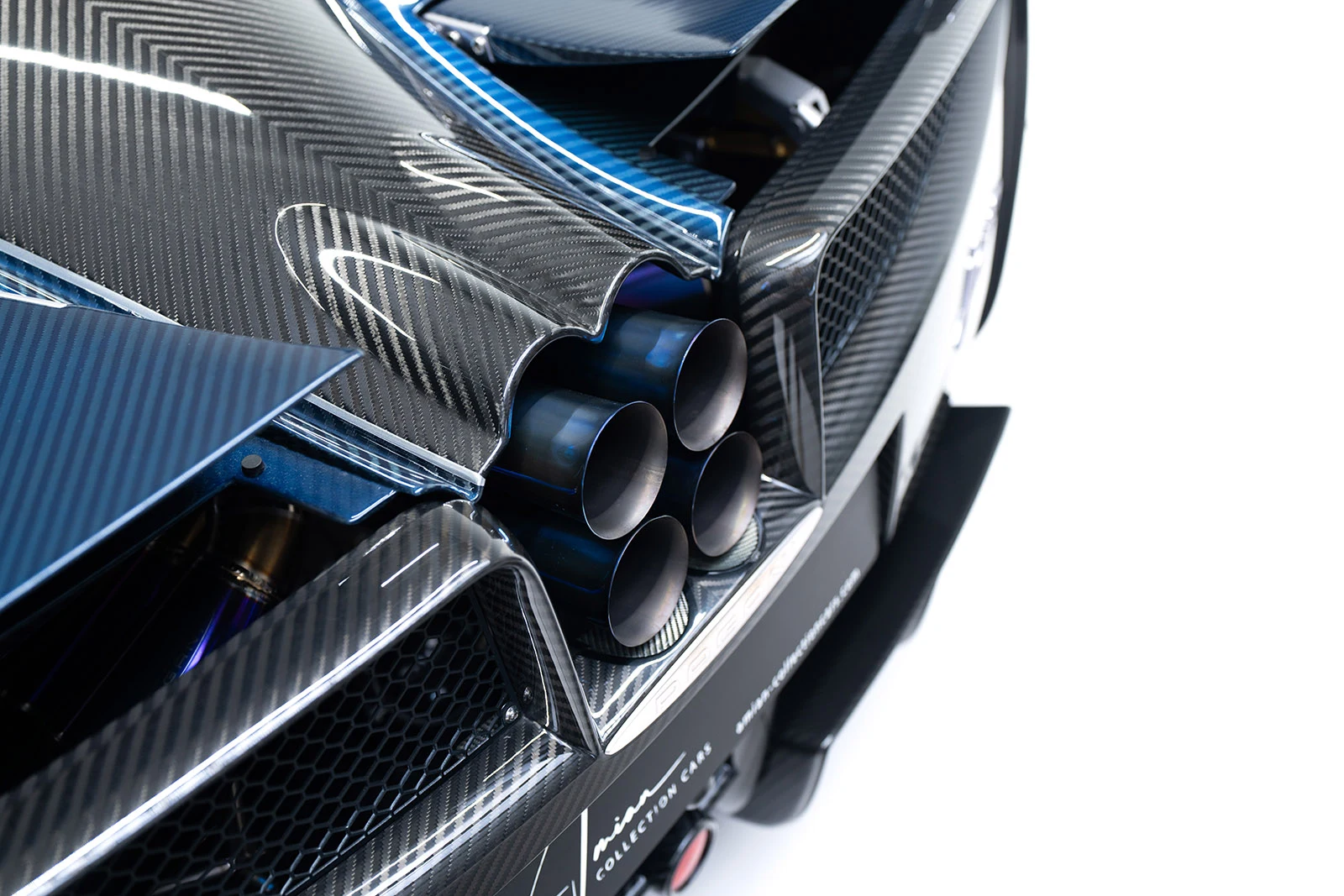 Pagani Huayra Tempesta, 7/10