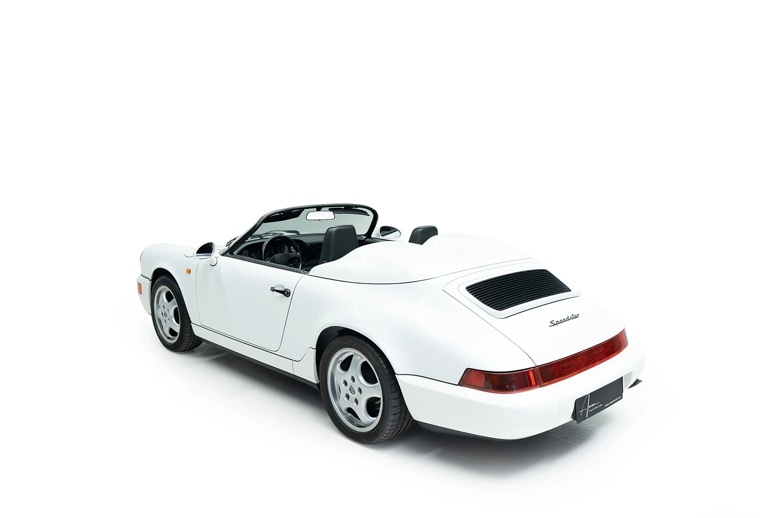 Porsche 911 Carrera 2 Speedster (964), 2/9