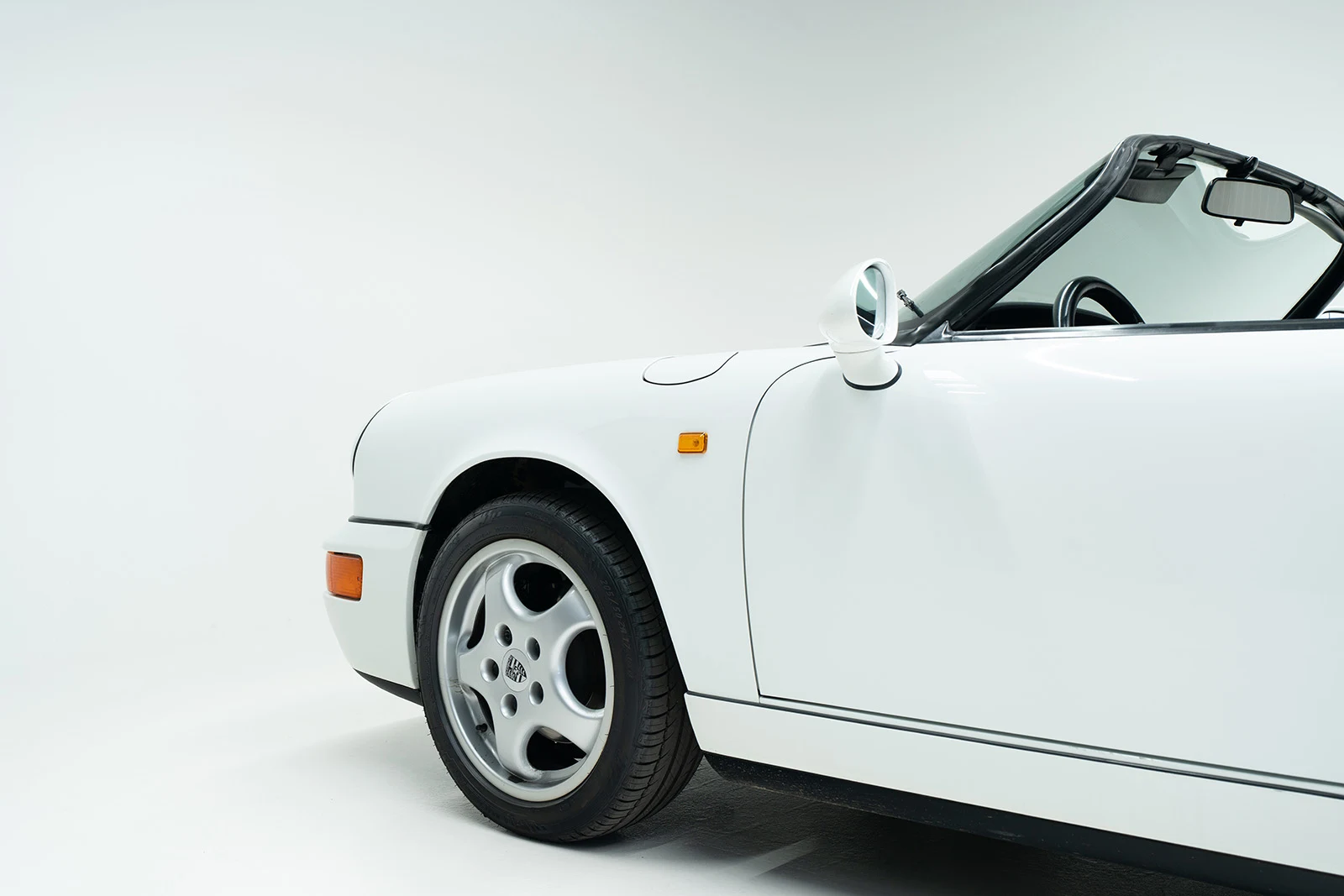 Porsche 911 Carrera 2 Speedster (964), 5/9