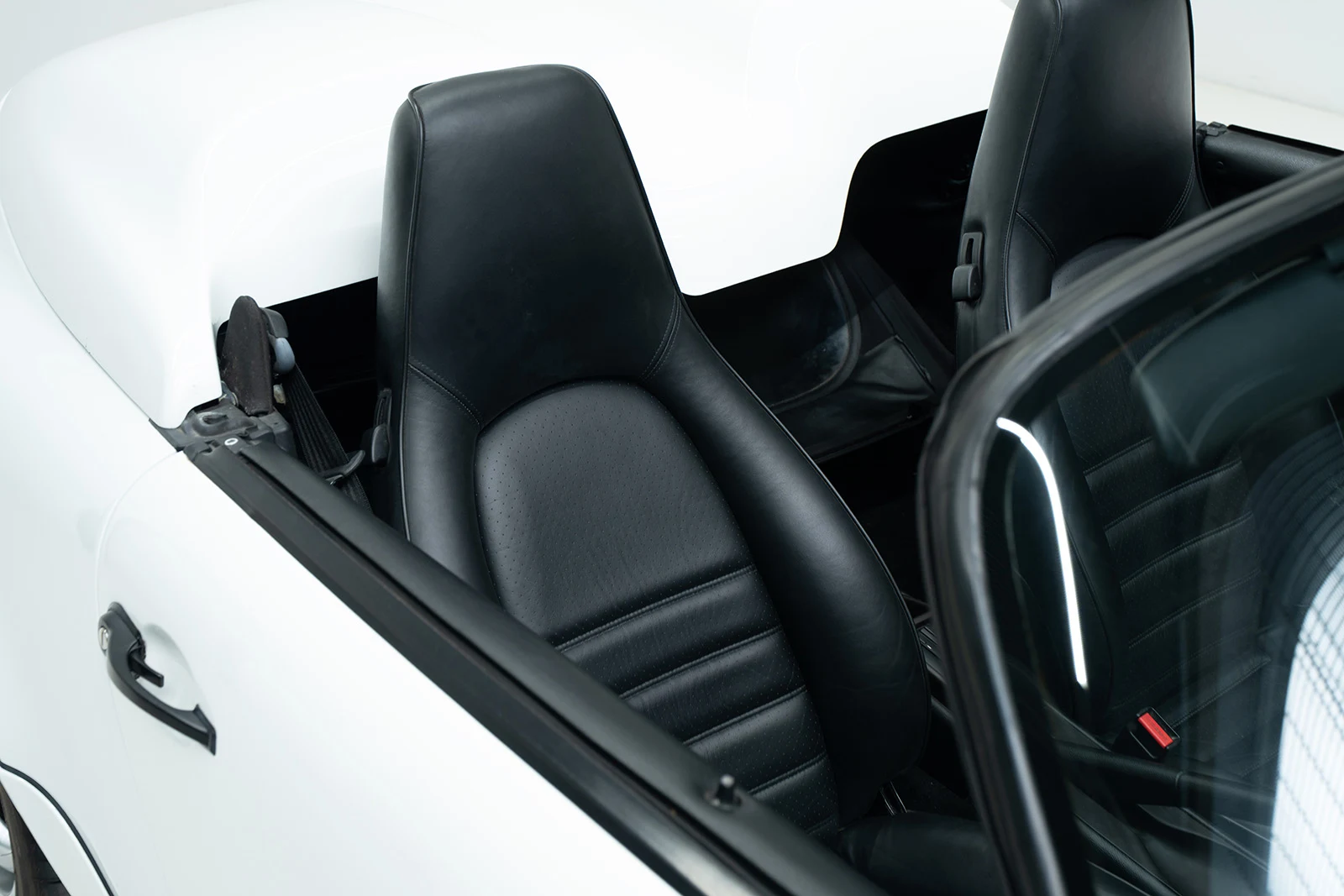 Porsche 911 Carrera 2 Speedster (964), 8/9