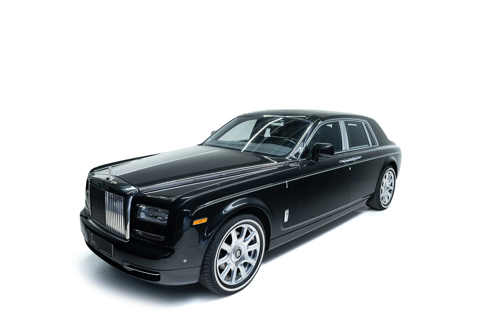 Black Rolls-Royce Phantom, full front three-quarter view