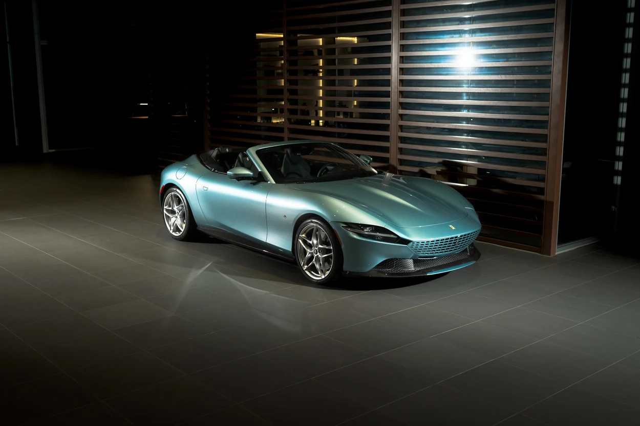2024 Ferrari Roma Spider, 3/20
