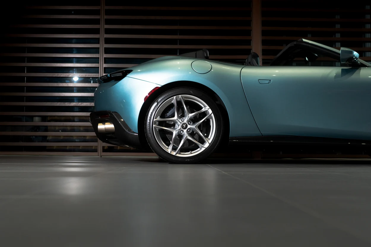 2024 Ferrari Roma Spider, 12/20