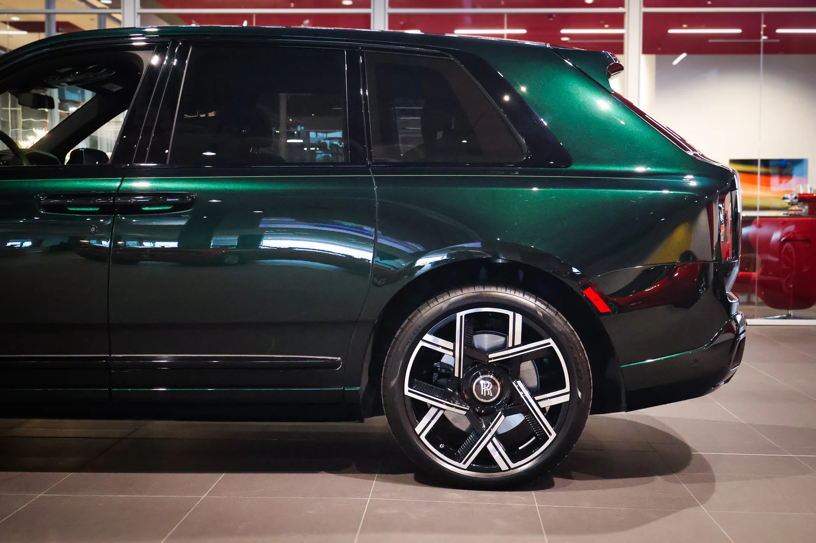 2026 Rolls-Royce Cullinan Series II Black Badge, 5/20
