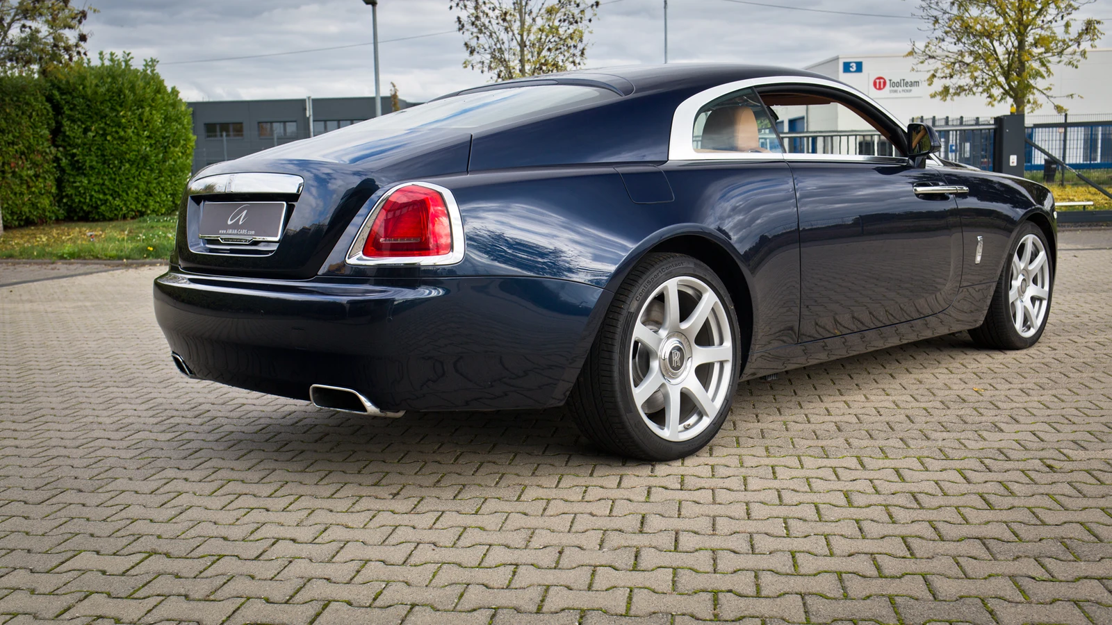 Rolls-Royce Wraith, 8/10