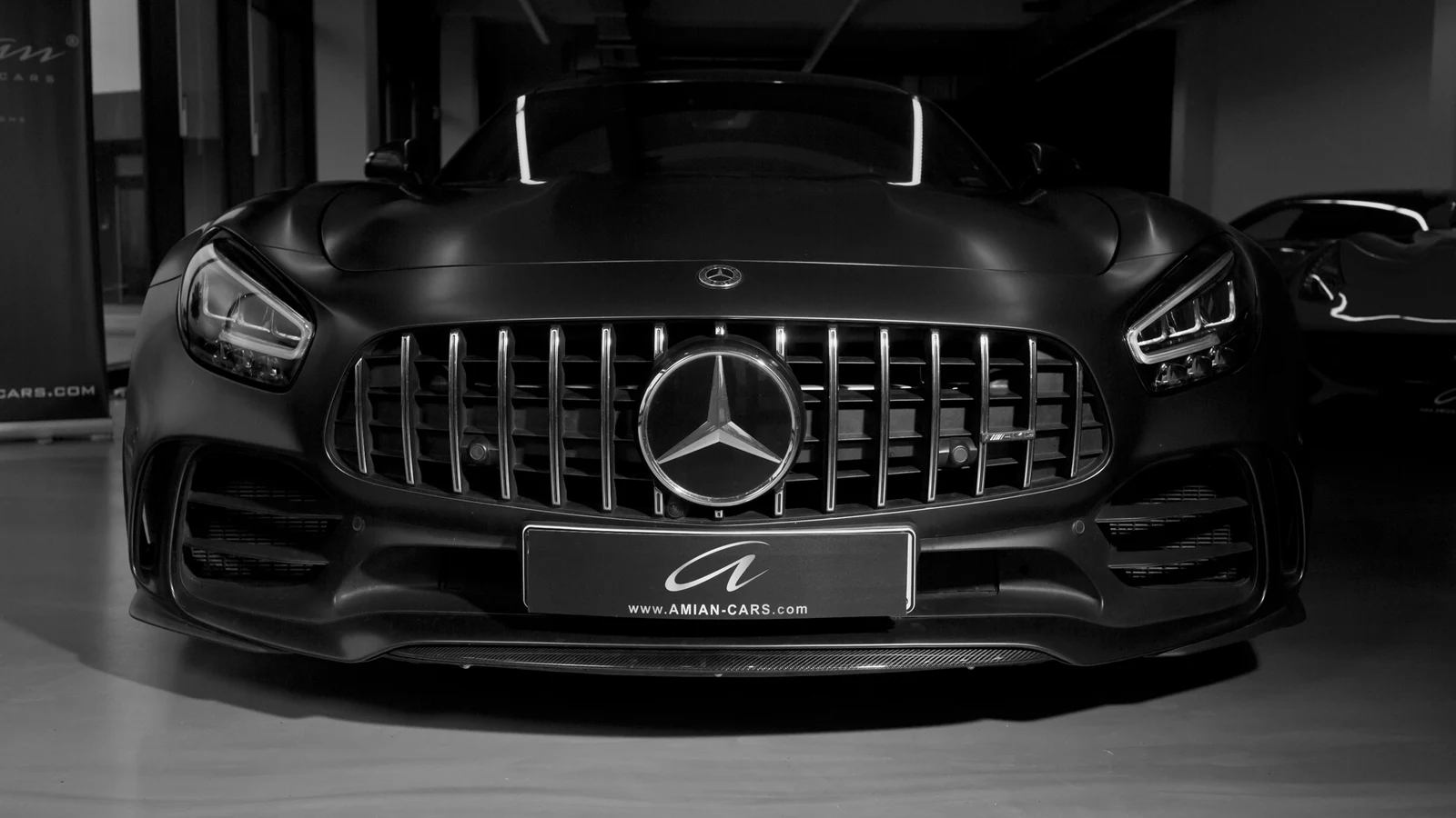 Mercedes-AMG GT R, 4/10