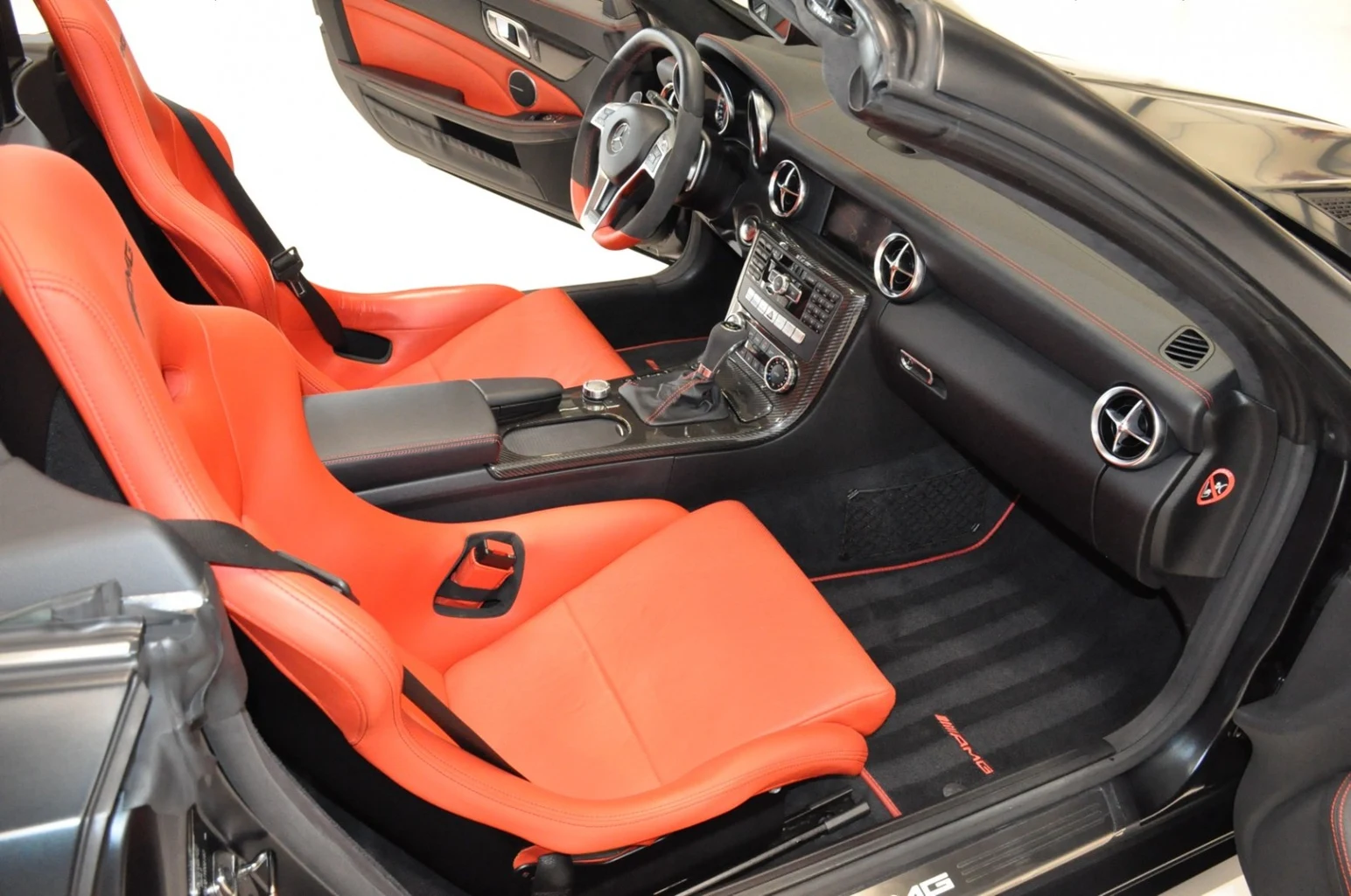 Mercedes-AMG SLK 55 Performance Studio (R172), 4/10