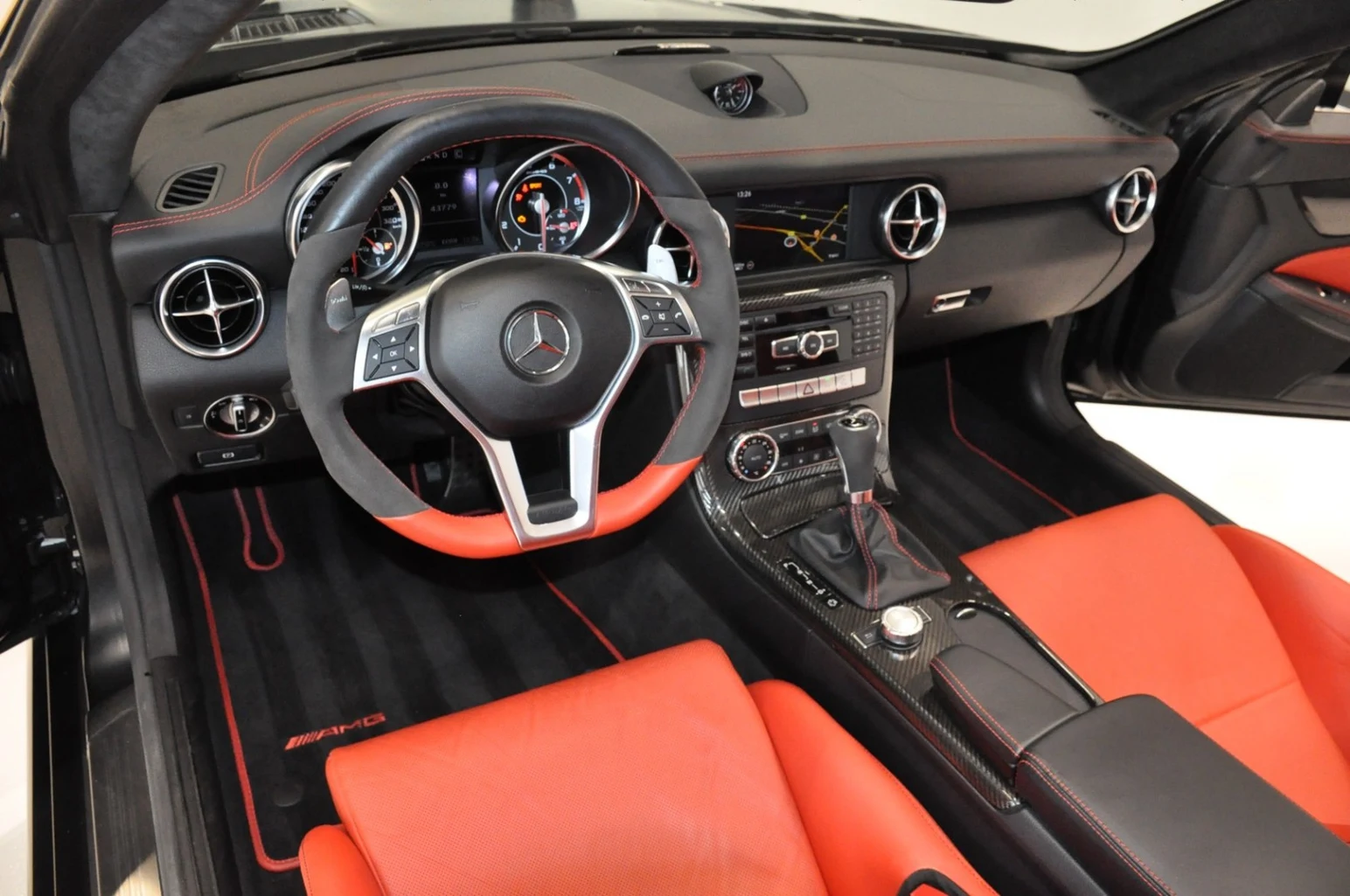 Mercedes-AMG SLK 55 Performance Studio (R172), 6/10