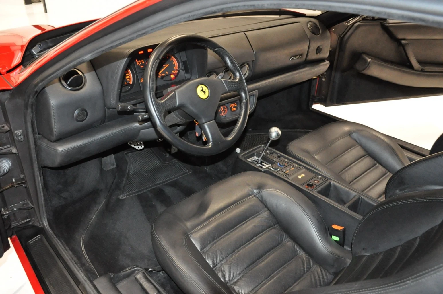 Ferrari F512 M, 2/10