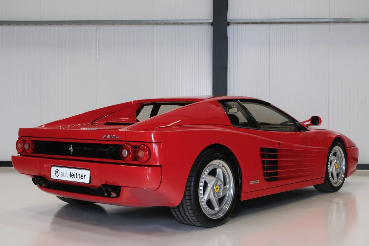 Ferrari F512 M, 3/10
