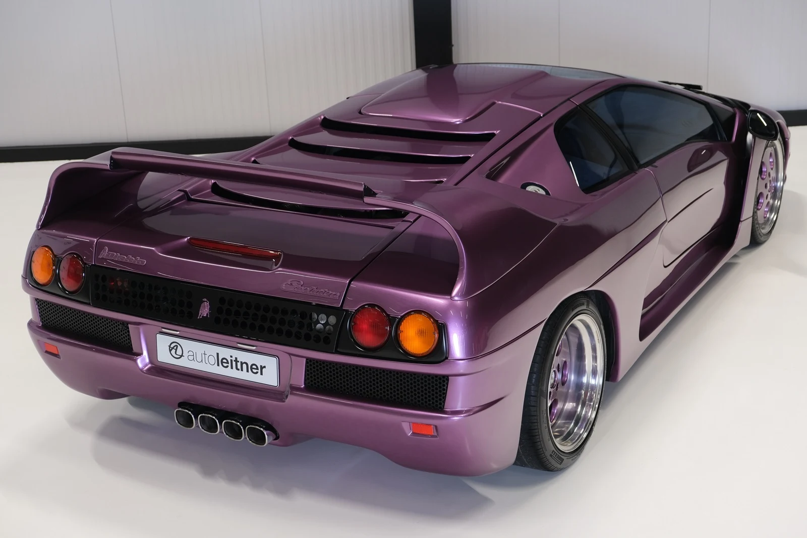 Lamborghini Diablo, 3/10