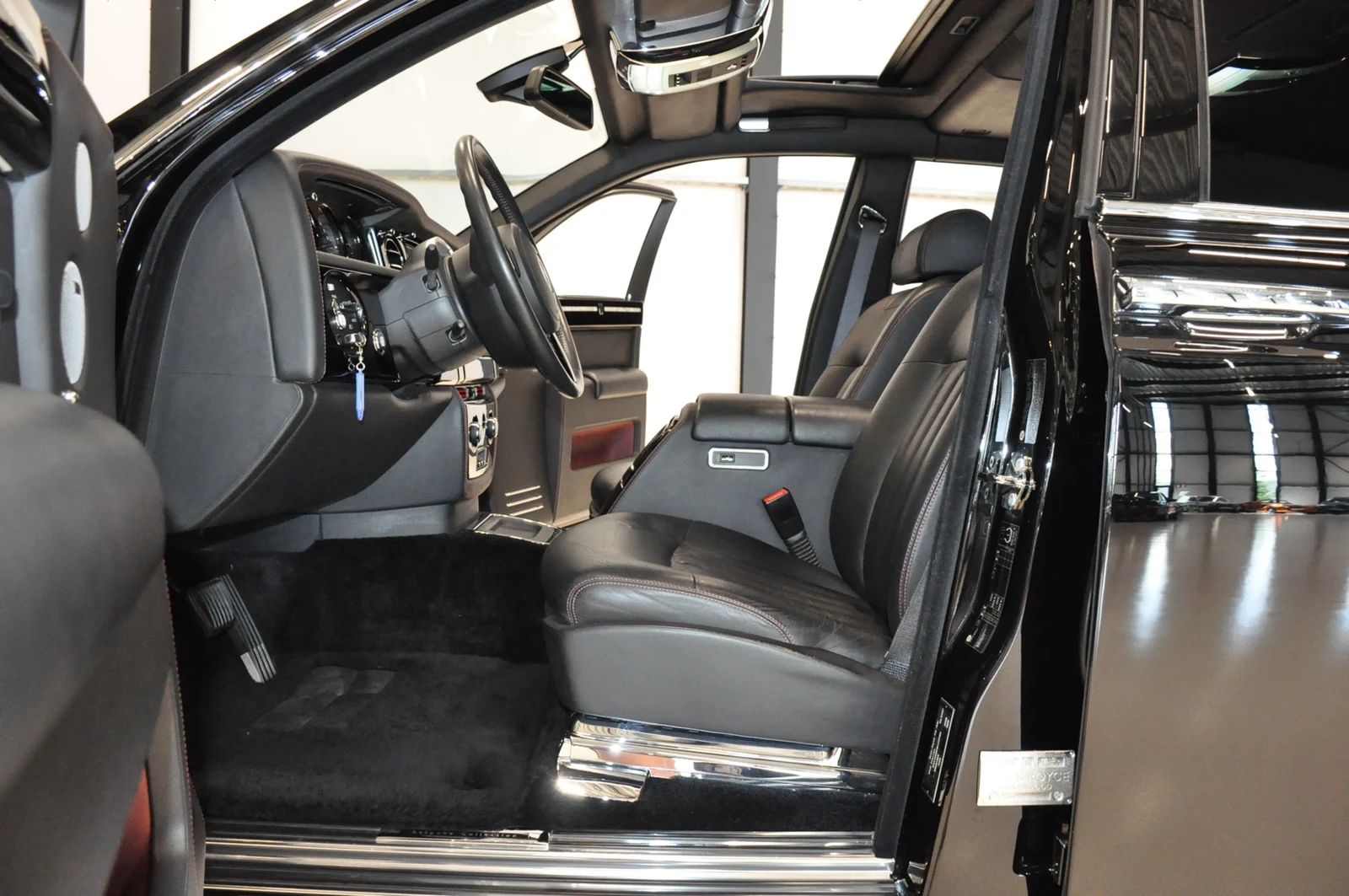 Rolls-Royce Phantom Bespoke, 6/10