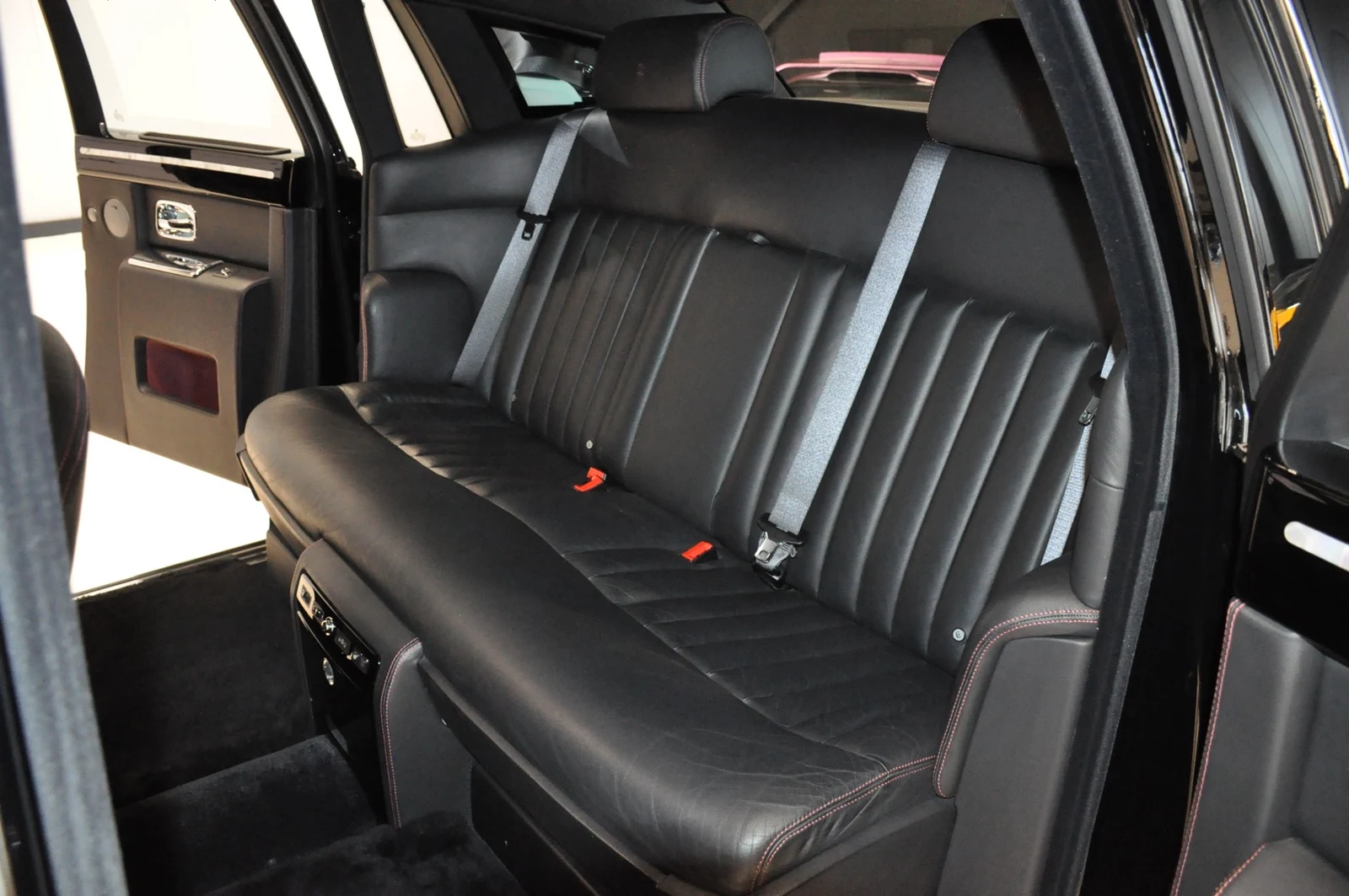 Rolls-Royce Phantom Bespoke, 8/10