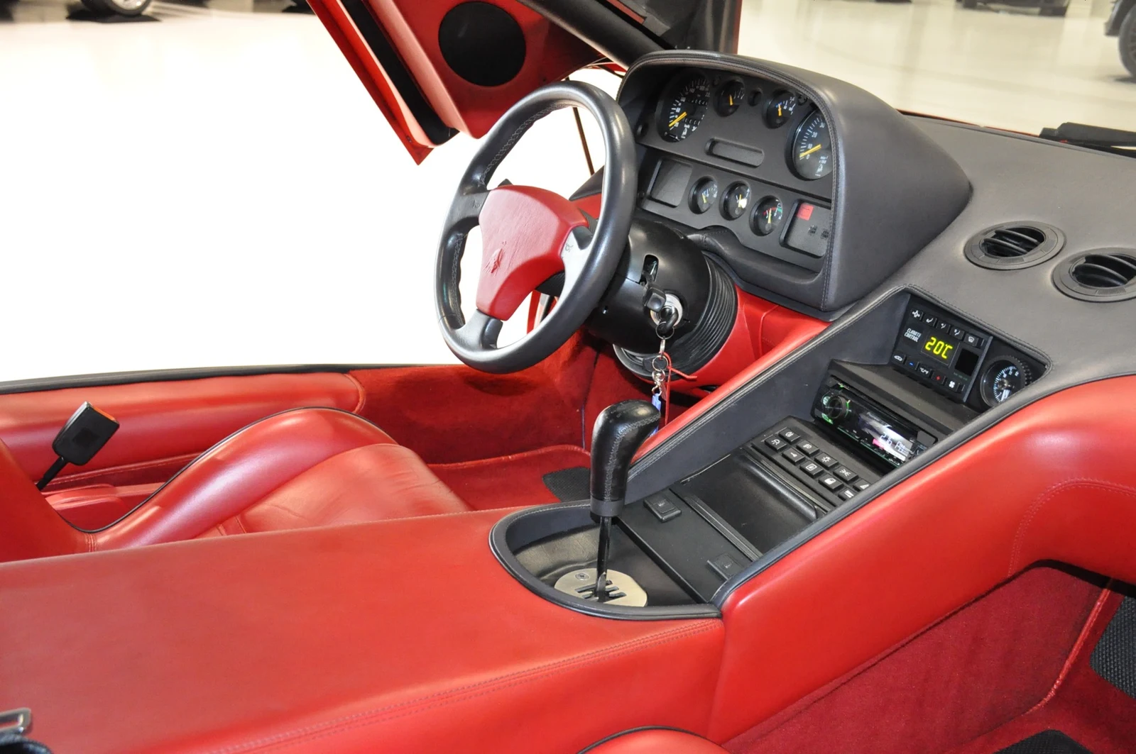 Lamborghini Diablo, 4/10