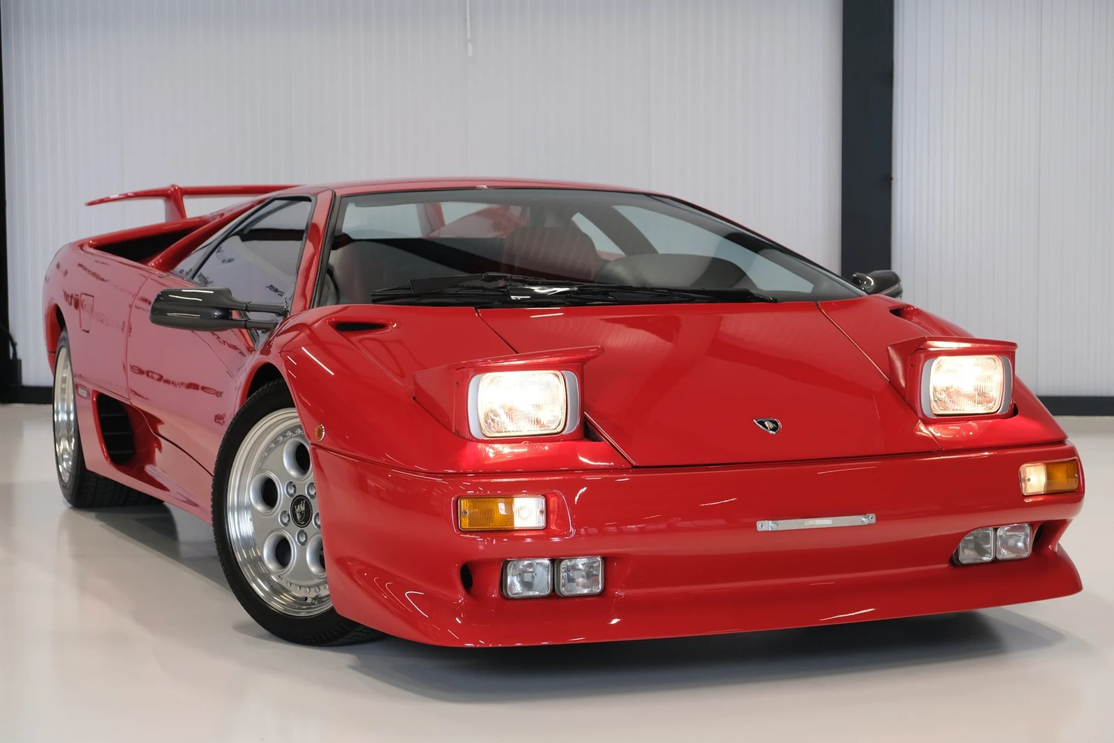 Lamborghini Diablo, 5/10