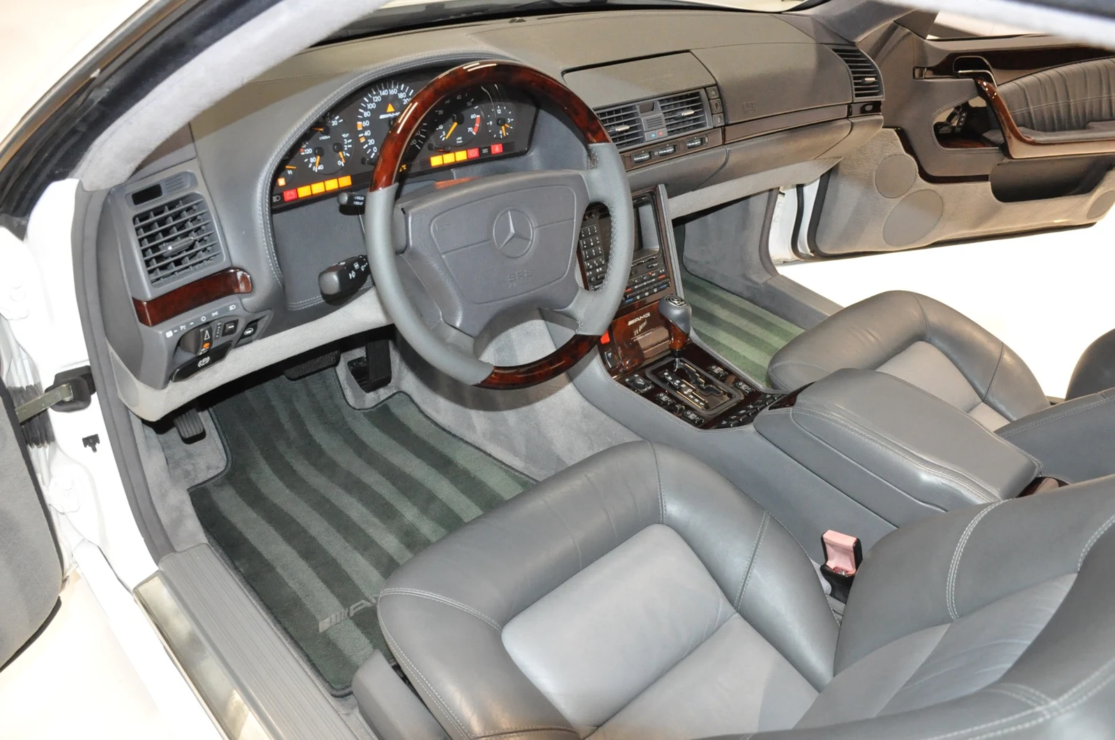 Mercedes-Benz CL 600 AMG (C140), 2/10