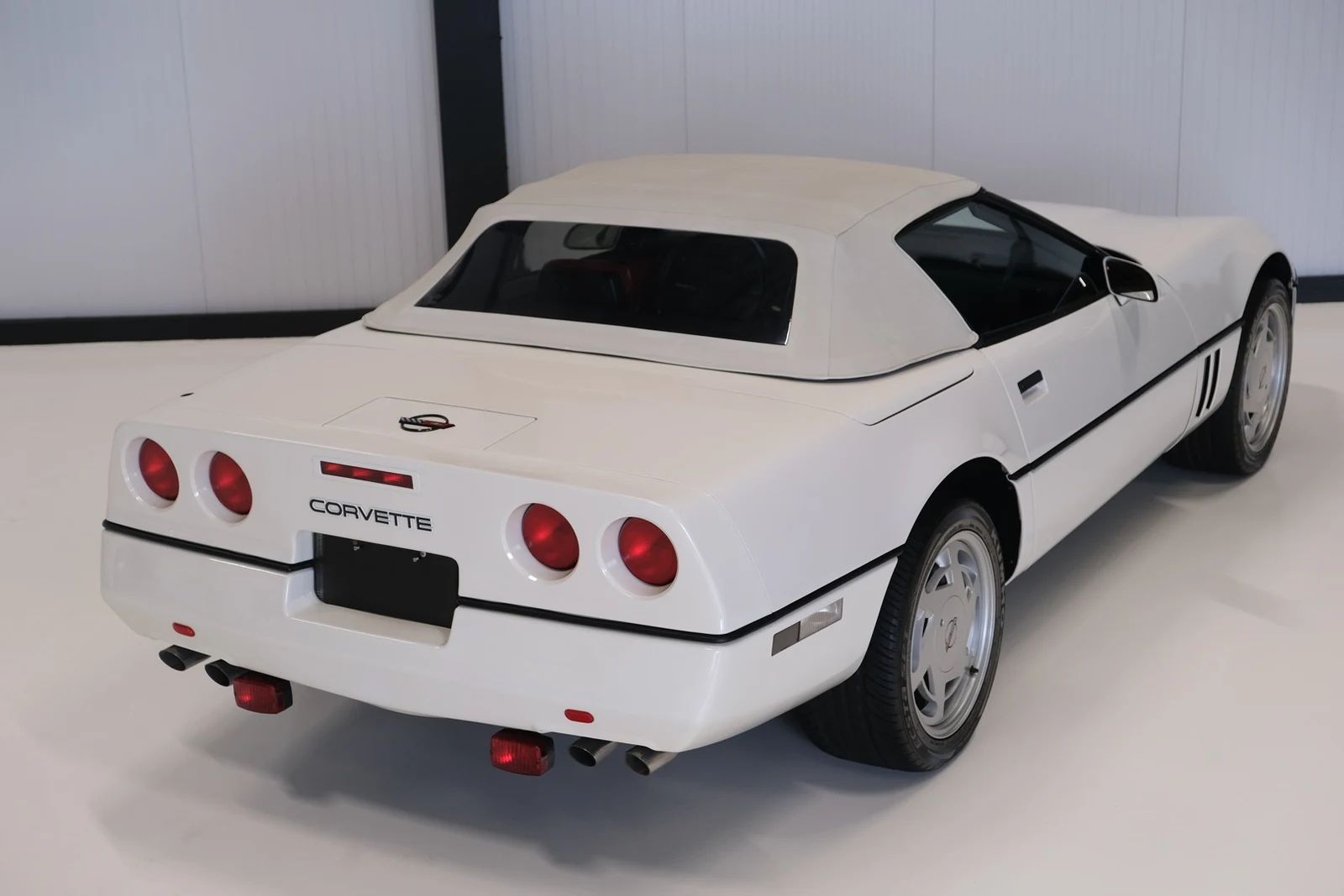 Chevrolet Corvette C4 Convertible, 3/10